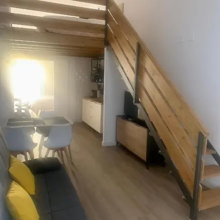 Apartment Puerta De 3 *