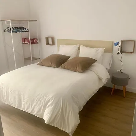 Puerta De 3 Apartment *