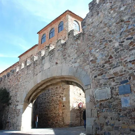 Puerta De 3 Caceres